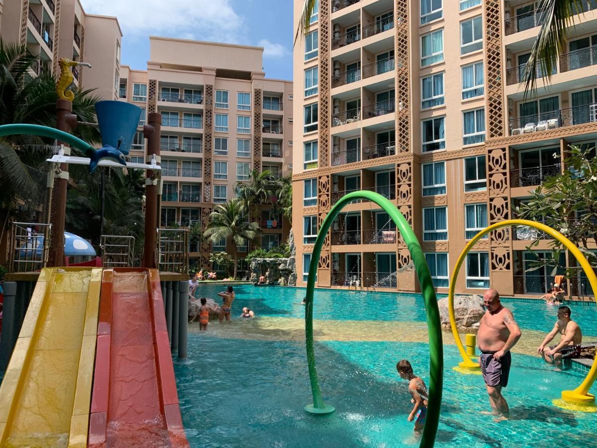 Atlantis Condo Resort ジョムティエンビーチ エクステリア 写真