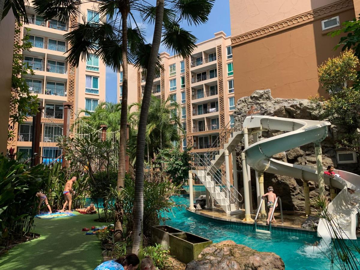 Atlantis Condo Resort ジョムティエンビーチ エクステリア 写真