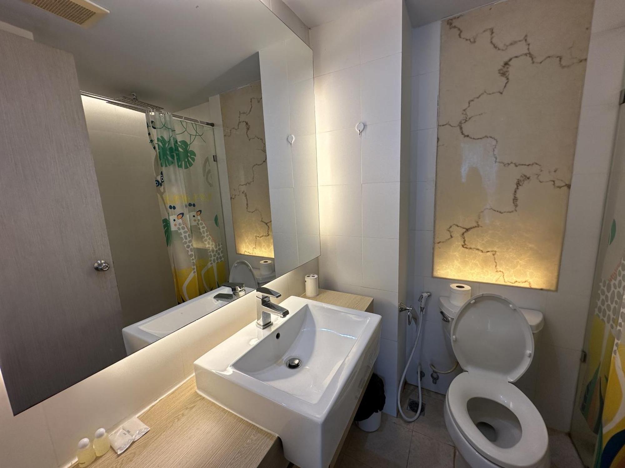 Atlantis Condo Resort ジョムティエンビーチ エクステリア 写真